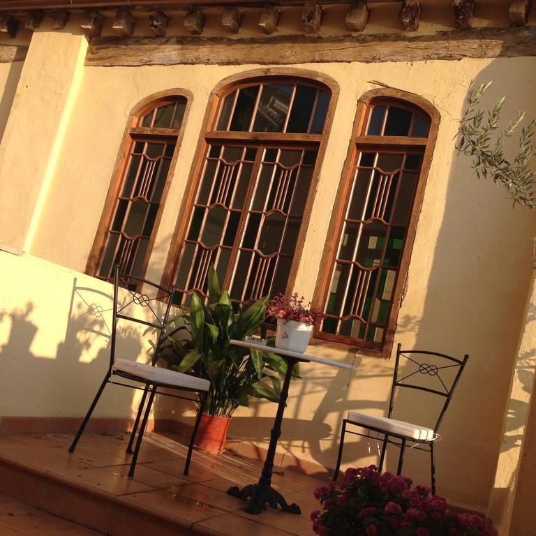 Cal Comabella Bed & Breakfast Balaguer Exterior photo